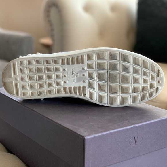 Valentino Tennis Stripe Sneaker - Picture 8 of 10